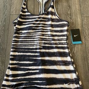 Nike dri fit tank top new with tags size M